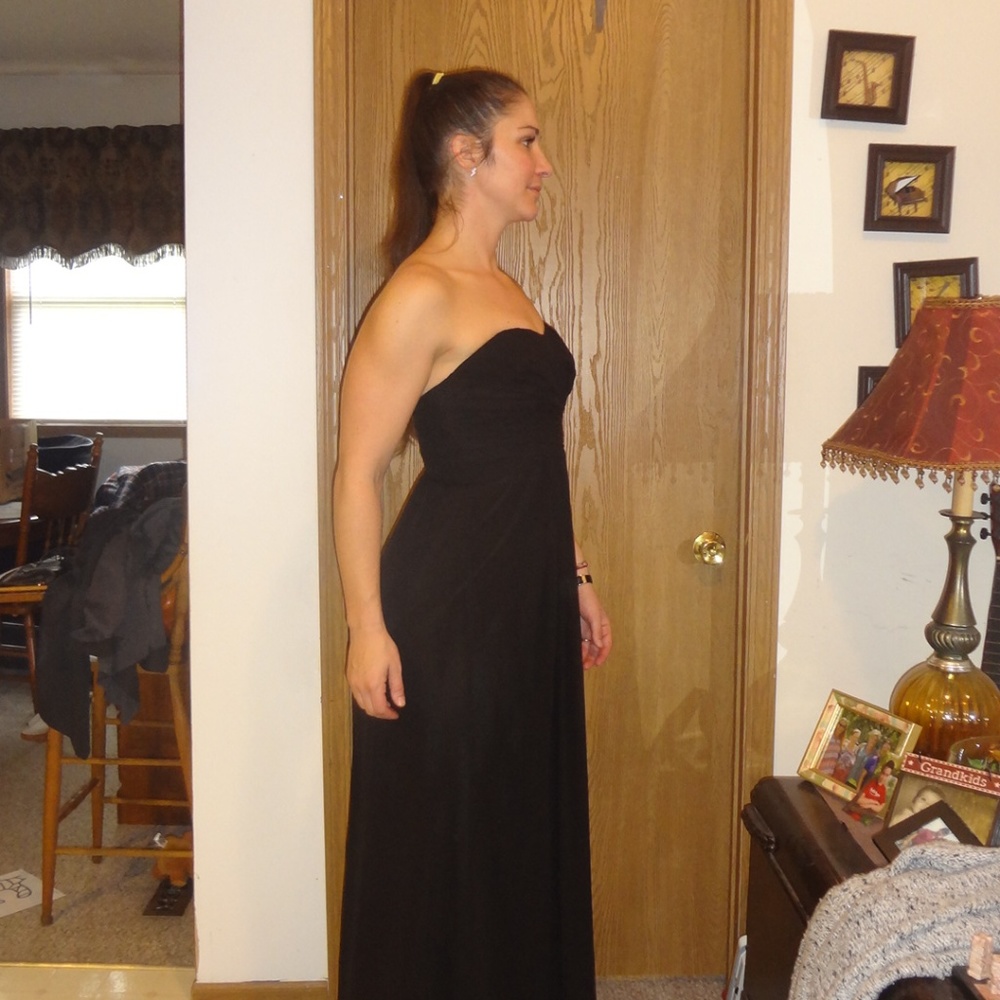 DAVID’S BRIDAL LONG STRAPLESS CHIFFON DRESS - Picture 2 of 8